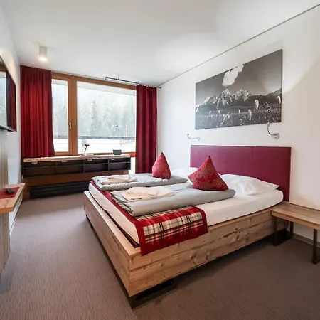 Mytirol Hotel 3*